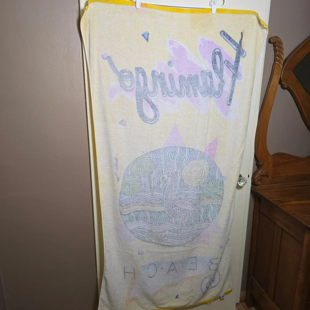 Vintage 1980s Beach Towel 100% Cotton Flamingo Beach Sun Club Saydah Yellow‎
